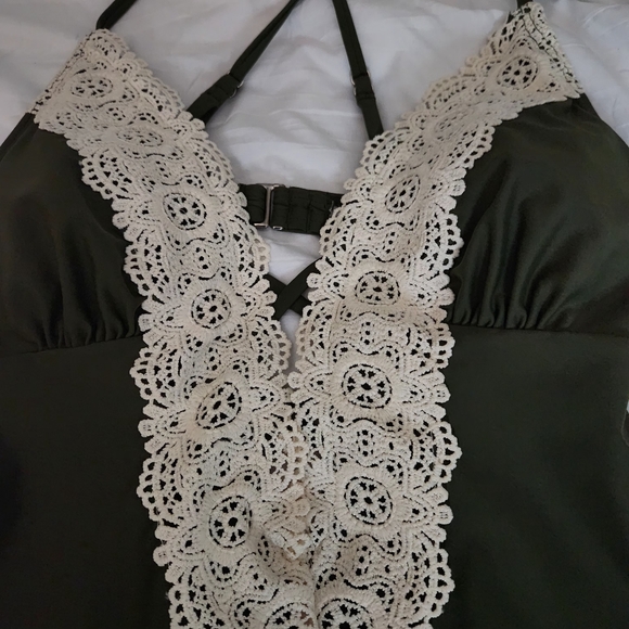 Bathing suit - Picture 5 of 7